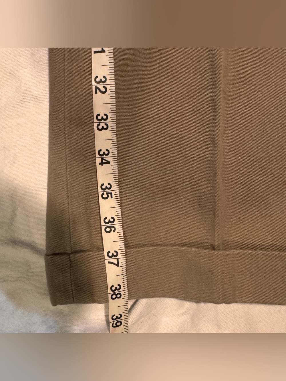 Eddie Bauer Men's Tan Pleated Chino Pants - Picture 8 of 11